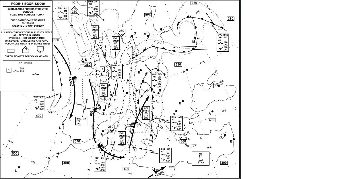 (Pour cette question utiliser l’annexe 033-07).Quel est le meilleur descriptif des nuages significatifs prévus à la verticale de TOULOUSE (44°N 001°E) ? Préparation et suivi du vol - (Pour cette question utiliser l’annexe 033-07).Quel est le meilleur descriptif des nuages significatifs prévus à la verticale de TOULOUSE (44°N 001°E) ?