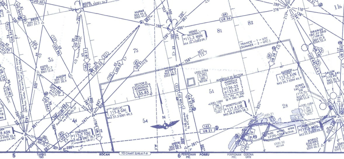 Préparation et suivi du vol - Un niveau de vol approprié pour effectuer un vol dans la voie aérienne UG5 de MENDE 115.3 (44°36’N 003°10’E) à GAILLAC GAI 115.8 (43°57’N 001°50’E) est le: