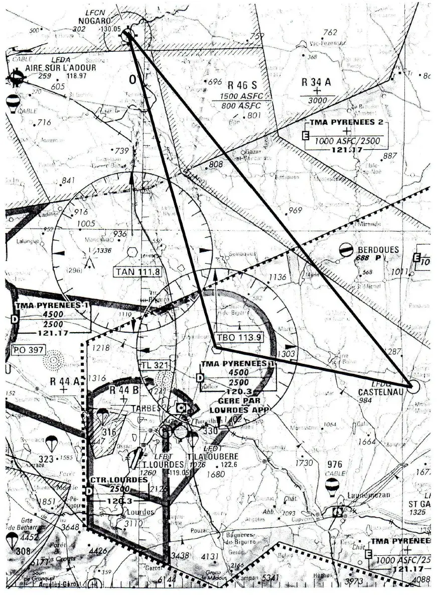 Navigation - (Pour cette question, utilisez l'annexe 061-3245). 
En vol de navigation de NOGARO vers CASTELNAU, via le VOR de TBO, vous entrez dans la TMA Pyrénées 1. 
Ses limites verticales sont:
