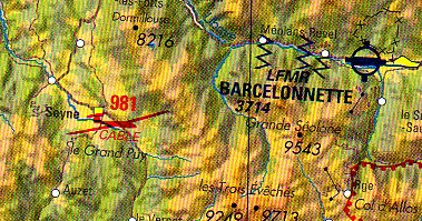 Navigation - (Pour cette question, utilisez l'annexe 061-4717). 
Le symbole rouge de cette carte OACI IGN au 1/500 000 signale: