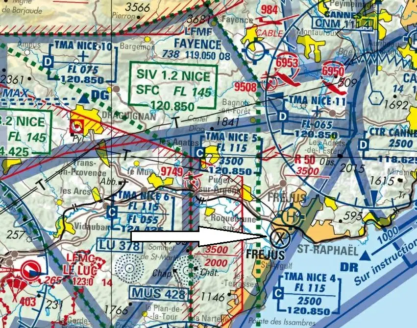 Navigation - Sur l'annexe, le signe indiqué par la flèche représente: