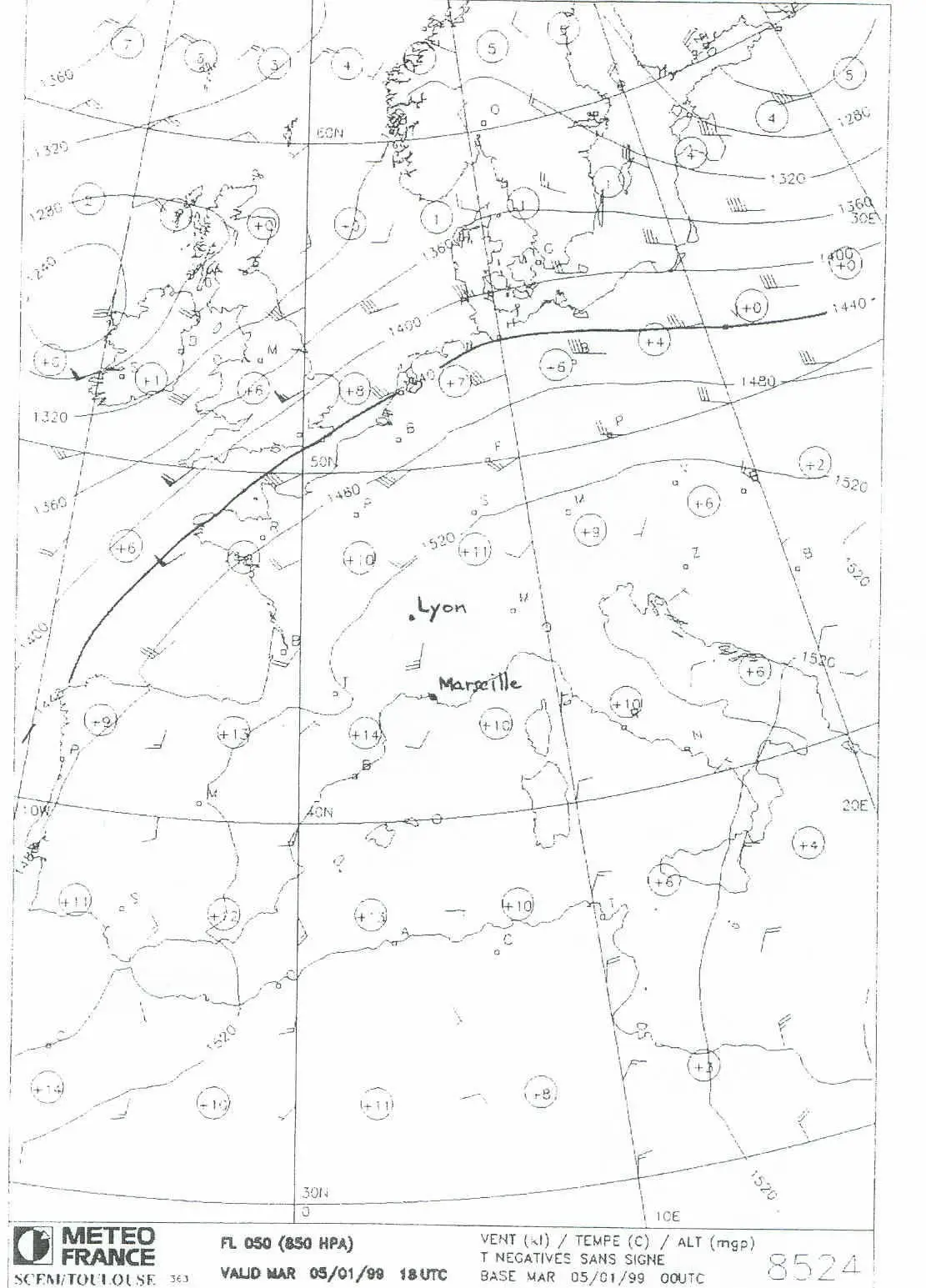 Météorologie - (Pour cette question, utilisez l'annexe 050-1964) 
 
    Le vent prévu entre Lyon et Marseille au niveau de vol 50 est:
