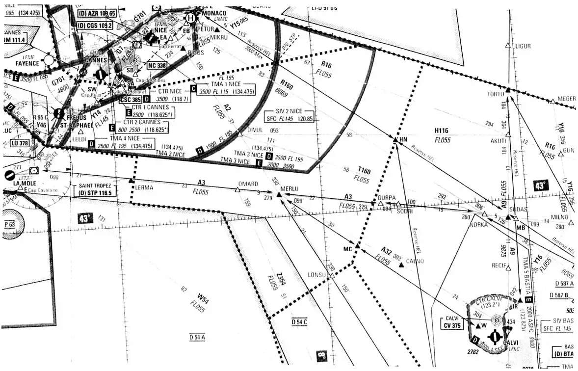 Navigation - (Pour cette question, utilisez l'annexe 061-4718). 
 
La matérialisation du point de contrôle MERLU entre la Corse et le continent se fera préférentiellement par:
