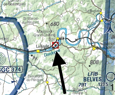 Navigation - Le symbole rouge situé au bout de la flèche noire indique: